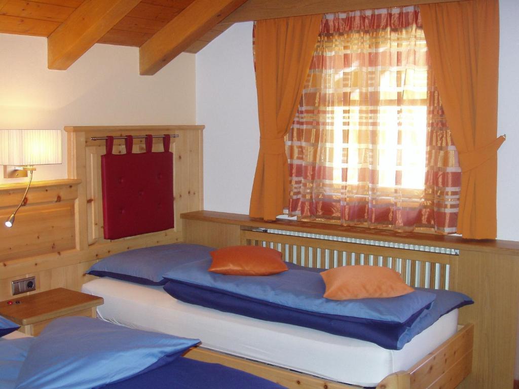 Appartamenti Loretta La Villa  Pokoj fotografie